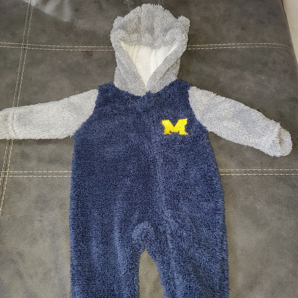 Infant snow suit